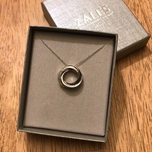 Zales Black and White Circle Pendant
